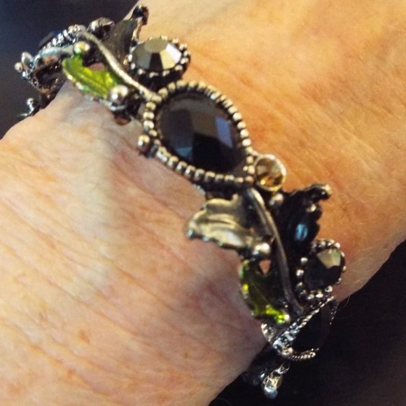 NATURES VINES & LEAVES SILVERY WIRED BRACELET W/AB & ACRYLIC RHINESTONES 74 - Picture 4 of 4